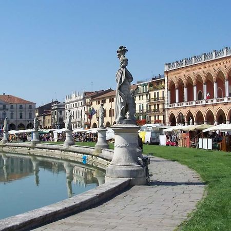 Aganoor Apartment Padova Bagian luar foto